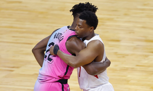 NBA自由市场首日:热闹非凡+天价大合同频出,36岁的他签下1.2亿