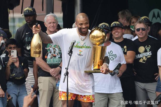 热火队迎来雄鹿队冠军首发球员,实力大增已悄然加入争冠行列?