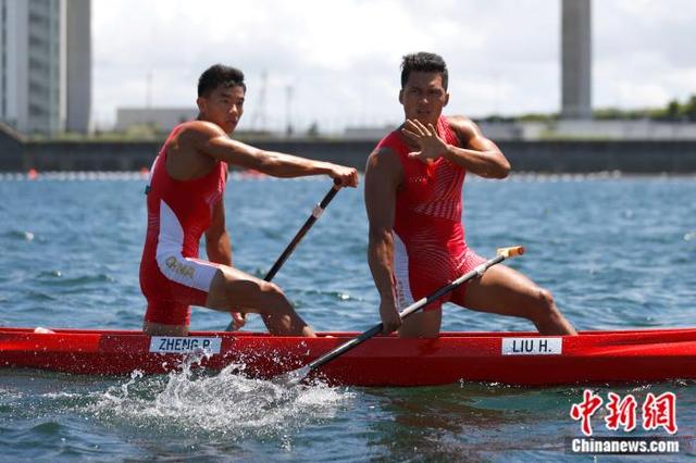 刘浩郑鹏飞谈最后时刻被反超:有风,操控受到影响