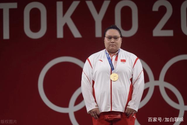 薇薇胜金!李雯雯举重以完美告终,在零零,之后,他仍然能够获胜