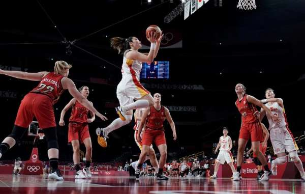 净胜对手56分!中国女篮豪取3连胜,成奥运1号种子