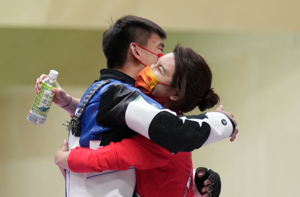 张常鸿射落金牌致谢恩师!深情道一声“辛苦”