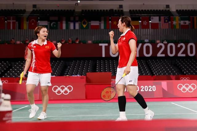 奥运金报〡陈清晨贾一凡女双摘银,遗憾落败但仍收获希望