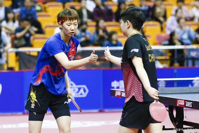 小球传递和平!国乒邀请叙利亚12岁小将来华训练,接受刘国梁指点