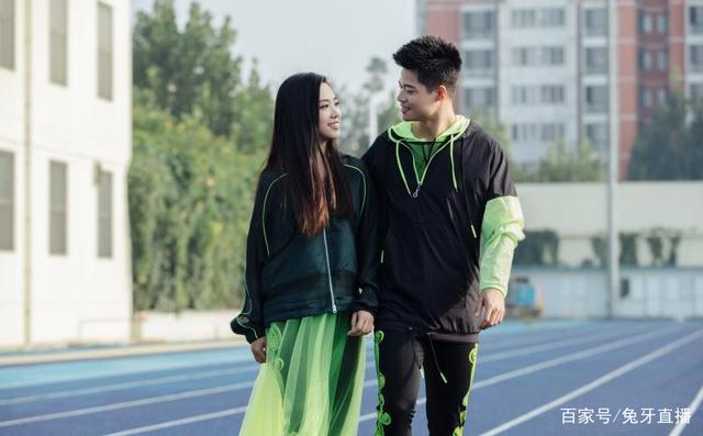 酸了!苏炳添跟夫人从校服到婚纱,这样的爱情我羡慕了