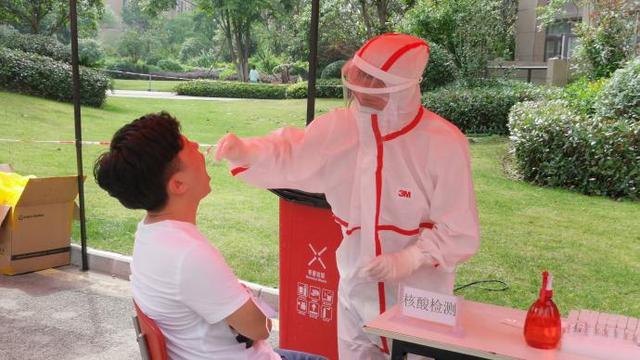 武汉启动全员核酸检测!