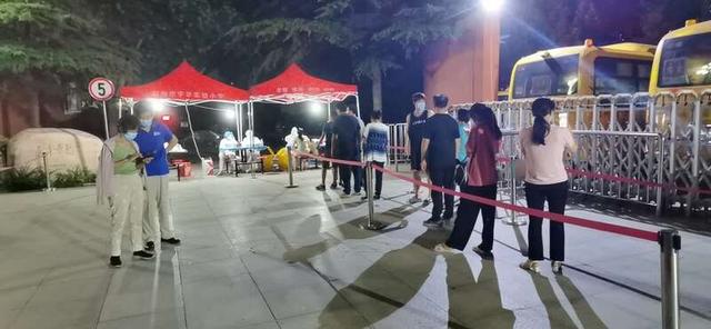 郑州市二七区开始第二轮全员核酸检测