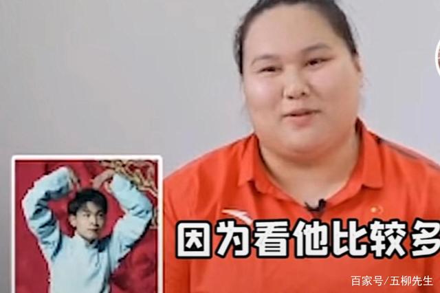 梦幻联动!继郭麒麟张雨霏互关之后,秦霄贤连麦奥运冠军李雯雯