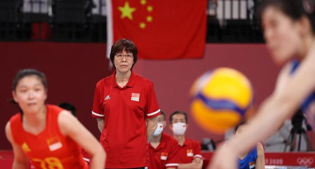 遗憾是肯定的,郎平决定放下教鞭退役,相信年轻教练!