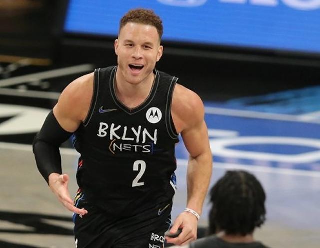 恭喜篮网队!格里芬决定留队,夺冠拼图稳住了,三巨头继续冲冠