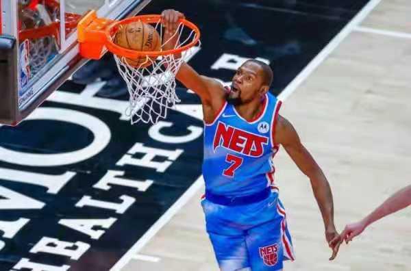 东京奥运会,美国男篮95-81击败西班牙男篮晋级四强