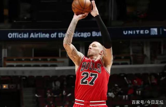 火箭4年长约拿下内线大将,签下他意味火箭新赛季的基调已定