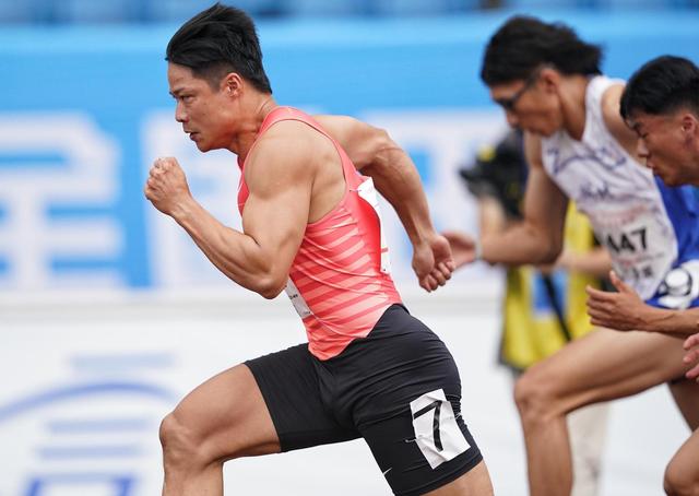 从校服到婚纱,苏炳添的恋爱经历很浪漫,运动员的生活有些心酸