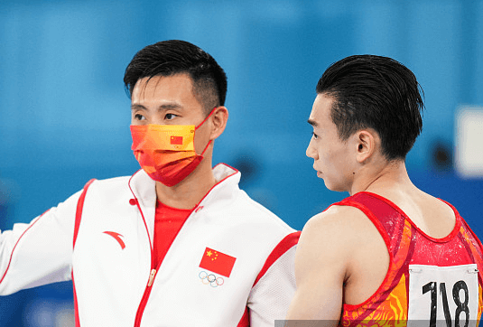 体操再夺一金!邹敬园完美发挥征服全场,但有点心疼尤浩!