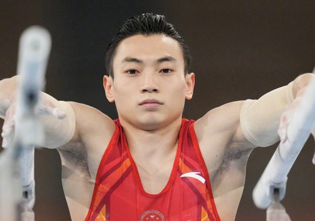 第31金,中国选手邹敬园夺得奥运会体操男子双杠金牌