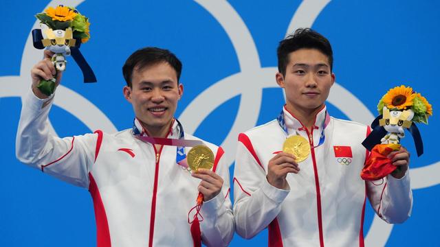 包揽金银!跳水男子单人3米板谢思埸夺金,王宗源摘银