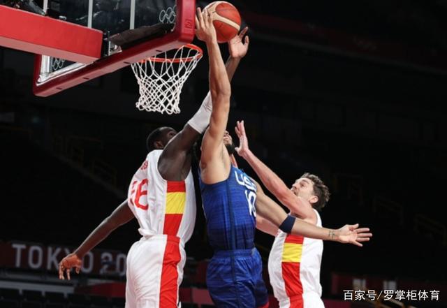 美国男篮沦为伪强队?战胜西班牙老年队晋级,被迫过分依赖杜兰特