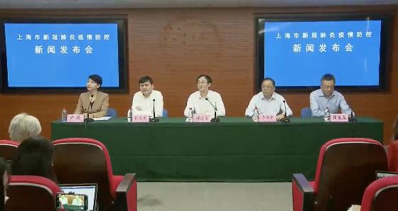 ...本土病例的机场密接均未感染,疫苗接种会大幅减缓病毒传播速度