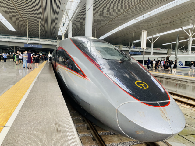 为配合疫情防控 8月3日24时前购买的火车票可以免费退了