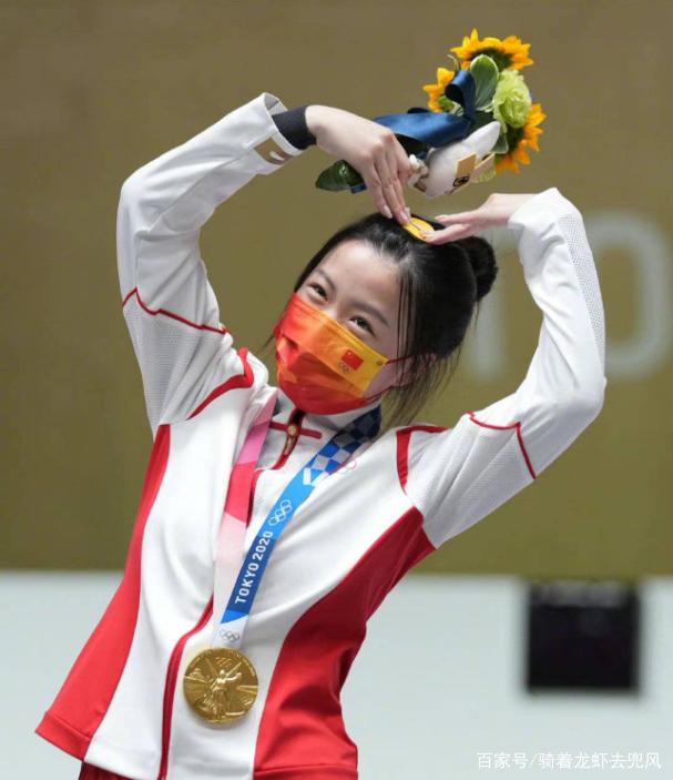 黄晓明回应蹭冠军表妹热度:我骄傲我自豪