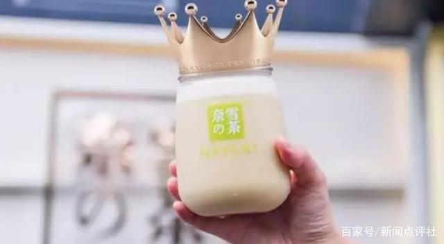 曾一杯果茶卖88元,如今被曝蟑螂乱爬水果腐烂,奈雪的茶紧急道歉