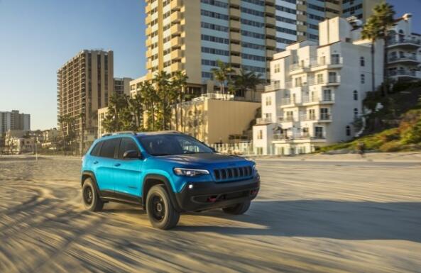 新款Jeep自由光海外正式发布：起售价33995美元 共4款车型