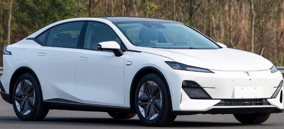 长安深蓝回应 SL03 售价 11.98 万元起：目前车型价格均为不实消息