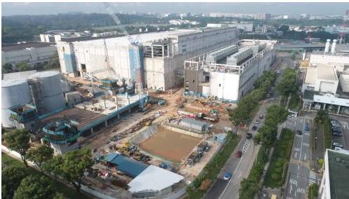 半导体制造商格格芯宣布首台设备已经搬入位于新加坡园区的新厂房