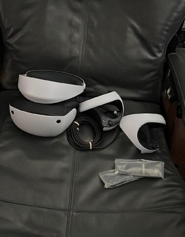 索尼 PS VR 2 真机照曝光，消息称或将明年正式发售
